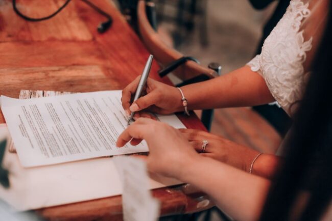 michigan-prenuptial-agreement-moving-to-another-state Michigan prenuptial agreement reviewed before moving to another state